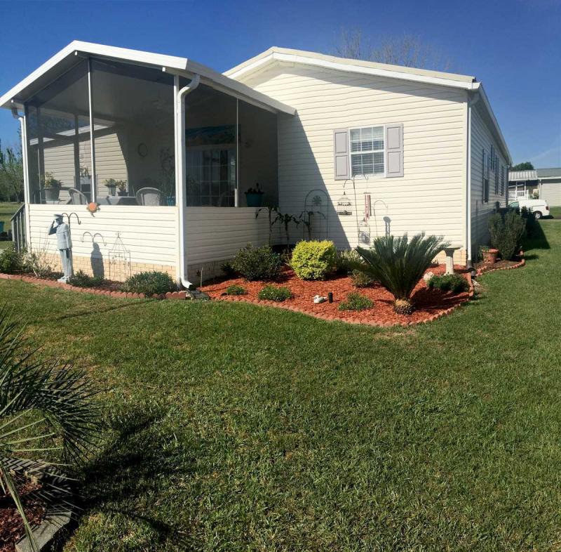 62110984.jpg lot 52