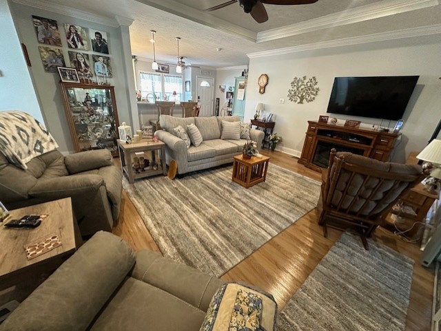 Lot 190 livingroom