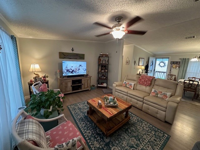 lot 23 living room 2